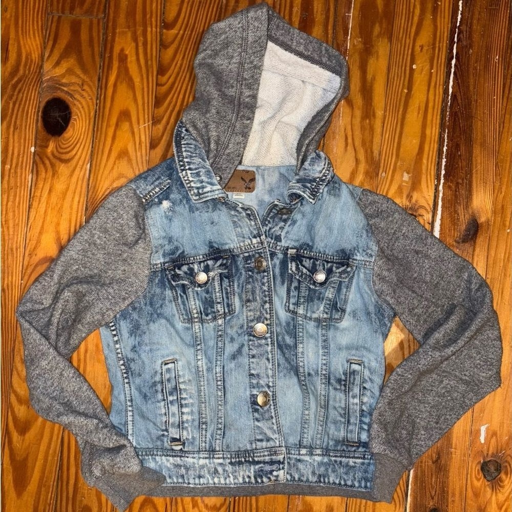 American Eagle Denim Jacket Hoodie Petite Small Distressed‎ Knit Sleeve Hybrid
